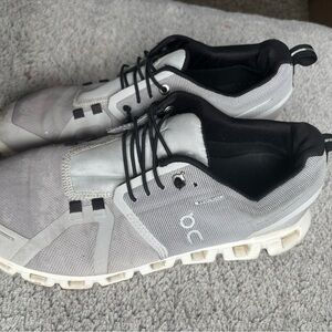 On Running Cloud 5 Waterproof Glacier/White Shoes